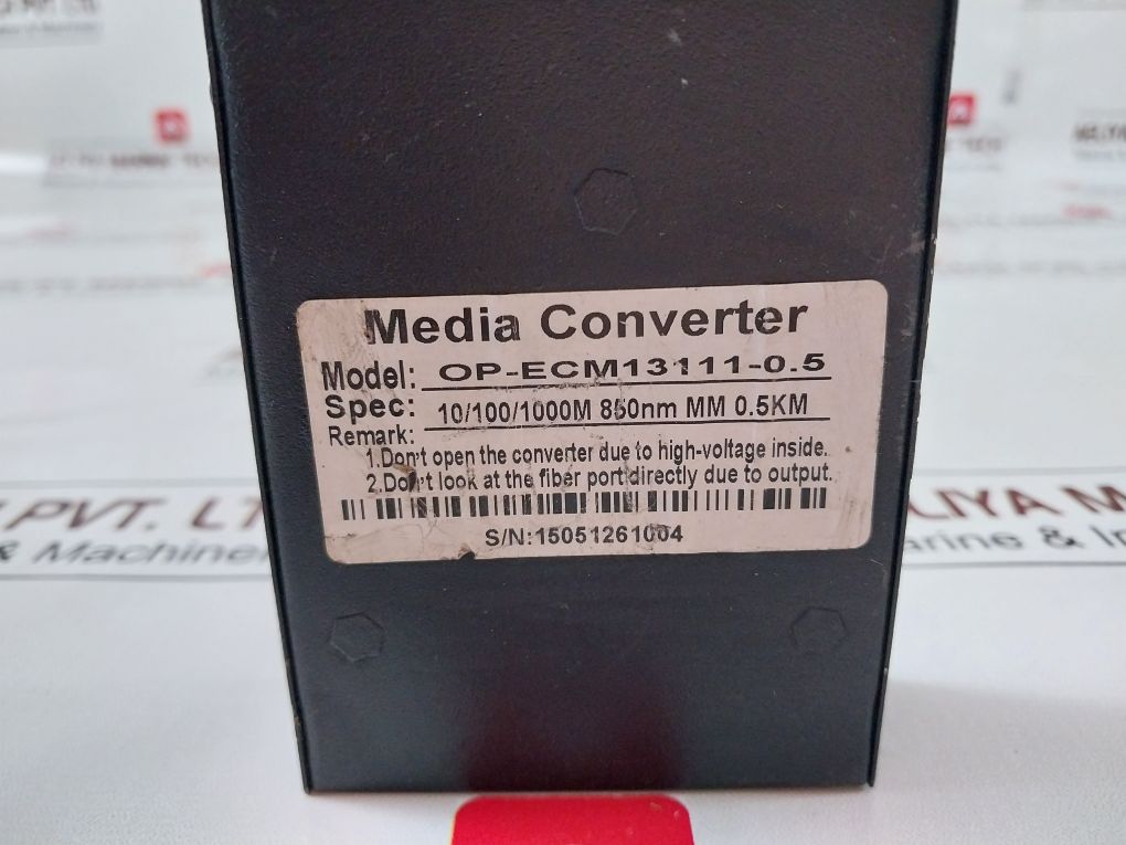 10/100/1000 Base-t To 1000 Base-sx/Lx Ethernet Media Converter Op-ecm13111-0.5