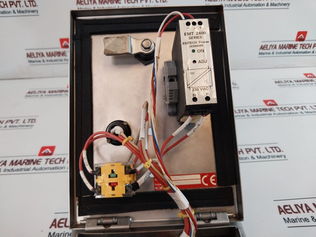 Orlaco 0504760 Camera Control Box 110-240Vac 45-65Hz