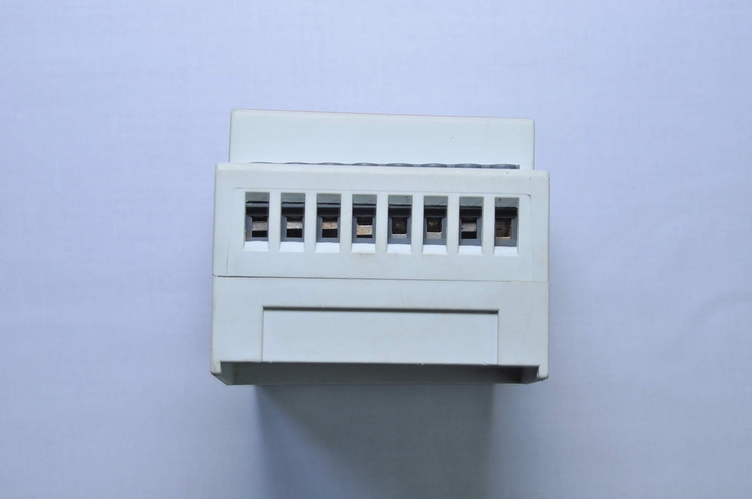 Abb i-bus® eie knx ud/s 2.300.2 universal dim actuator