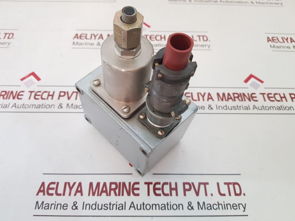 PД-1-0M5-01 -0,3 4 Kgf/Cm2 Pressure Switch