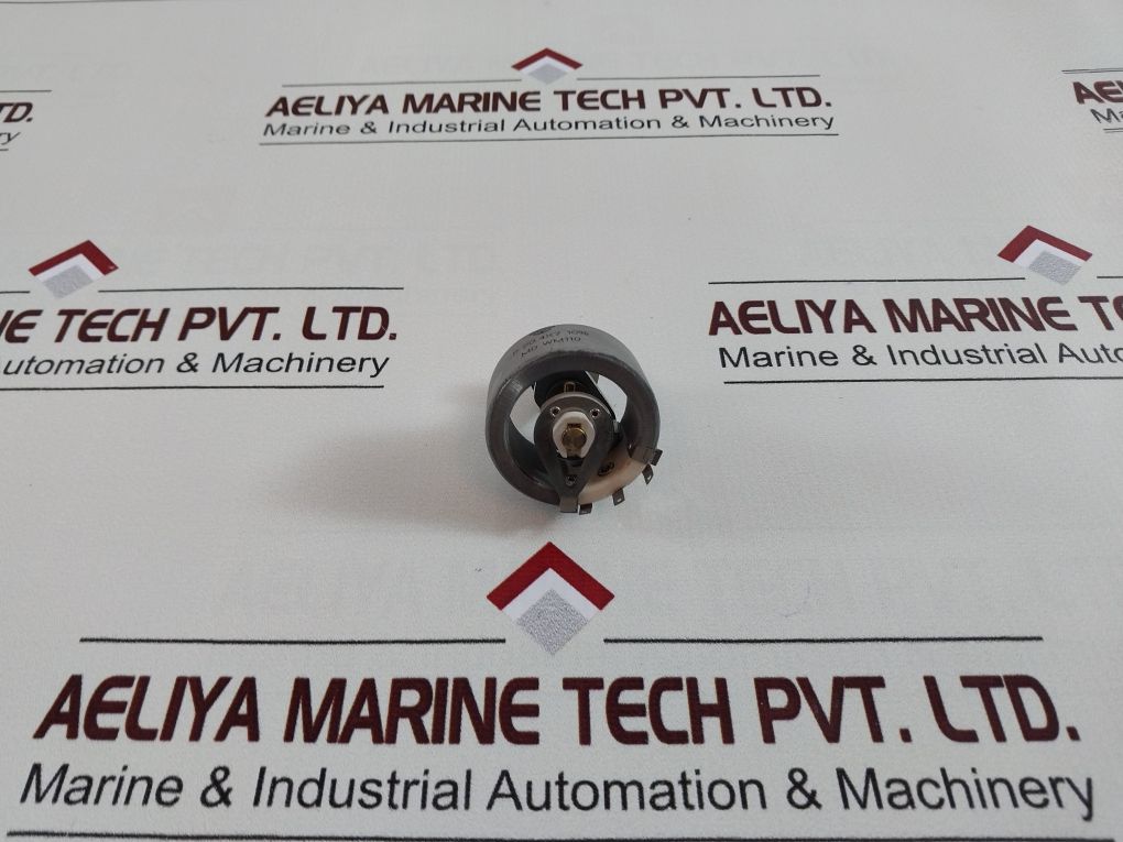 P 20 4K7 10% Md Wm110 Potentiometer