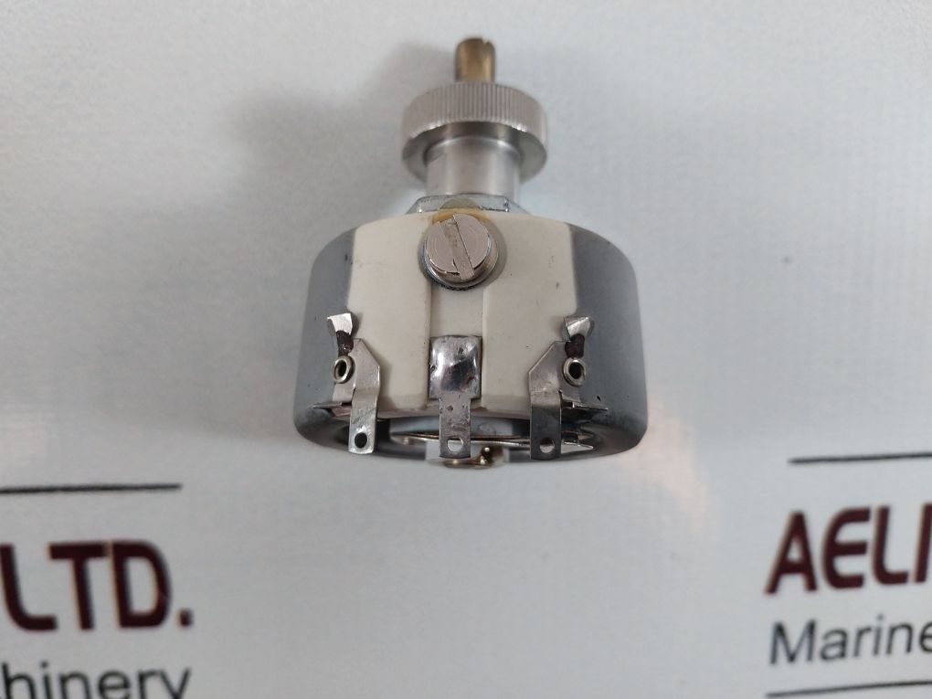 P 20 4K7 10% Md Wm110 Potentiometer