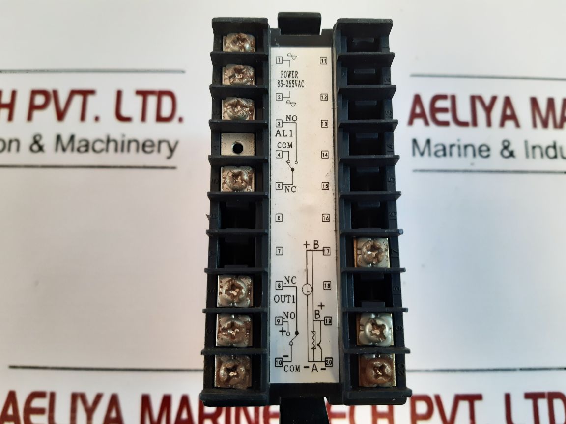 Pan-globe P908X-301-010-000 Temperature Controller