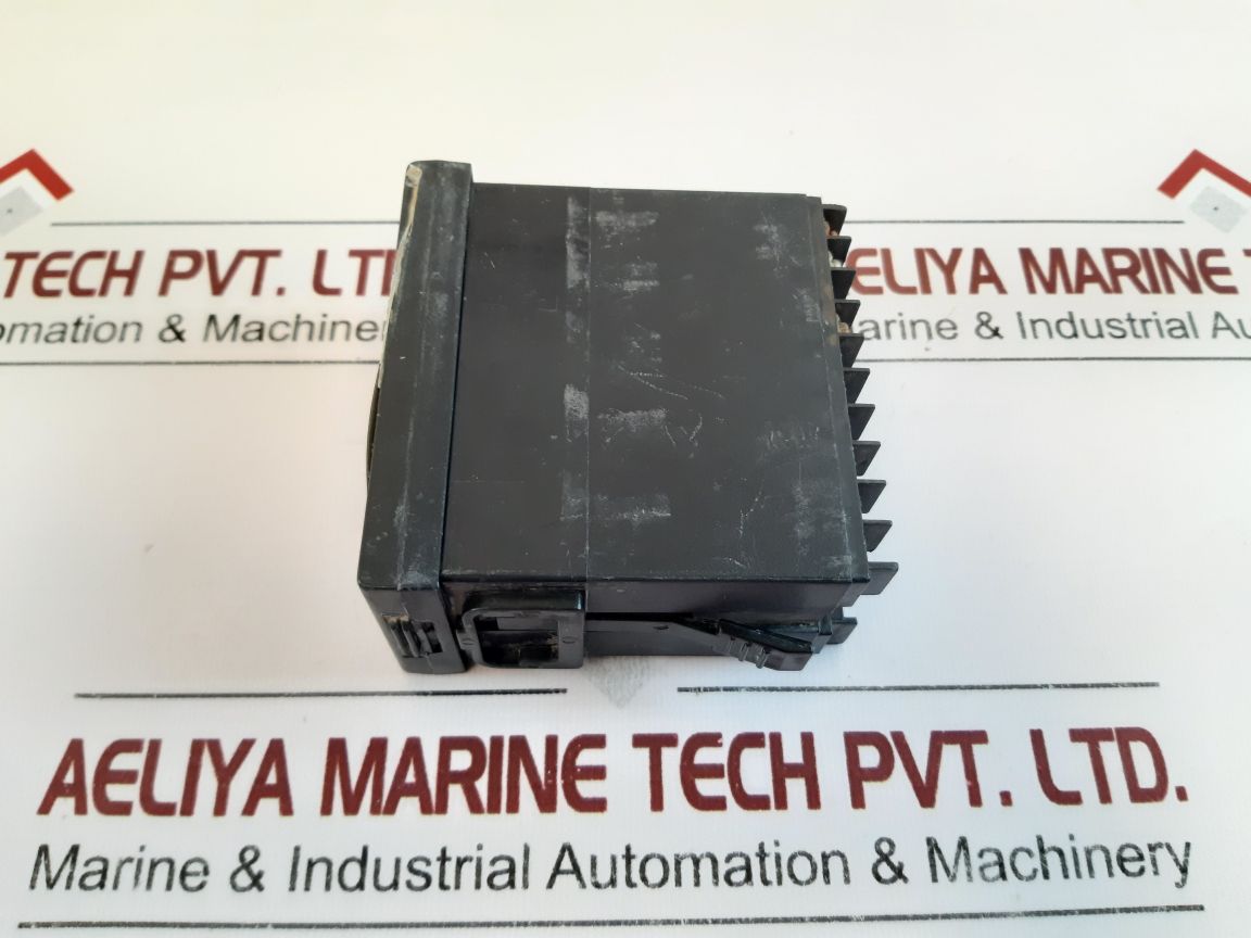 Pan-globe P908X-301-010-000 Temperature Controller