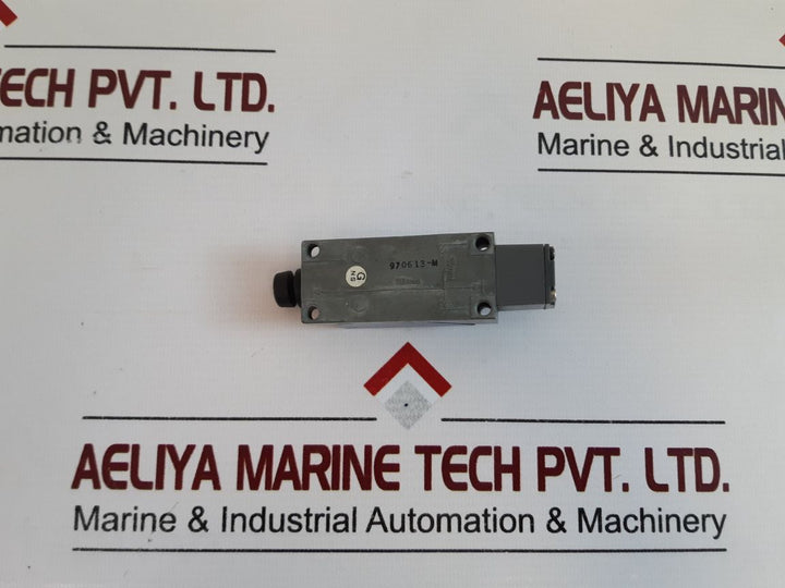 Panasonic Az8108Ce Vl Mini Limit Switch 5A