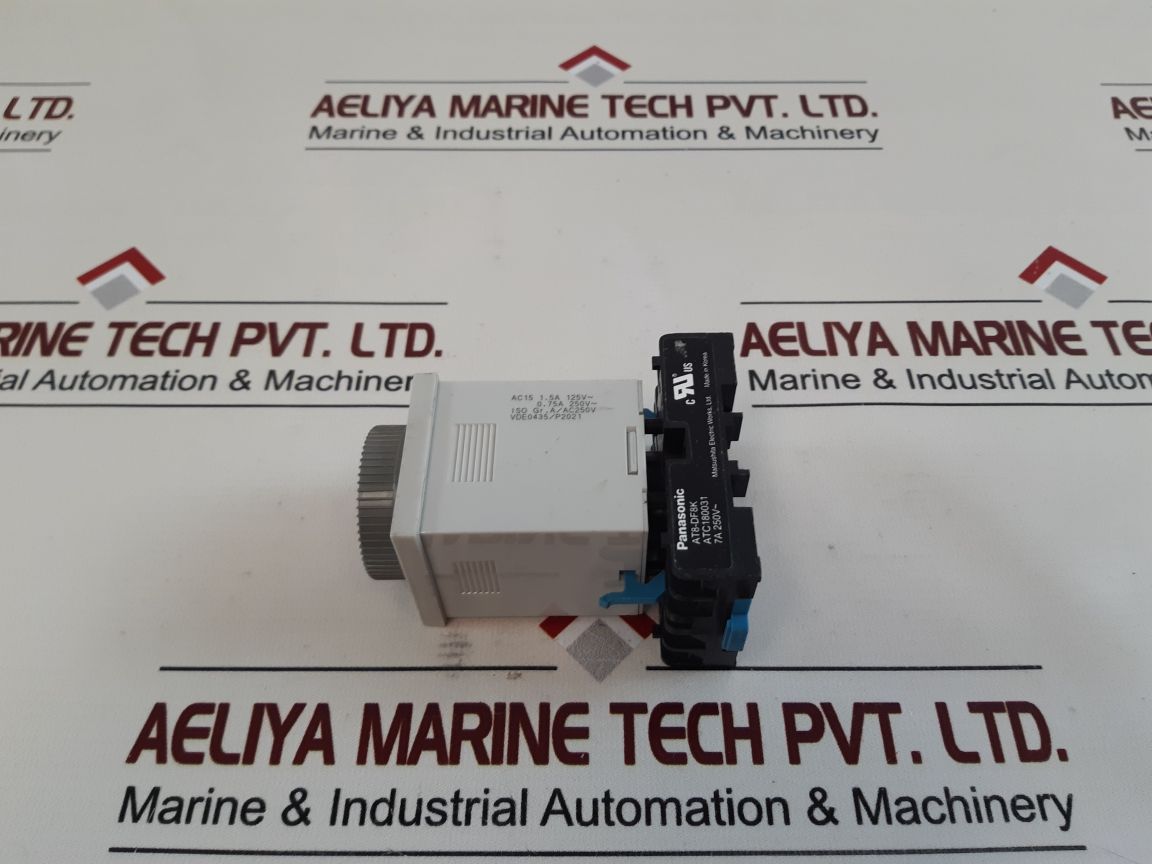 Panasonic Pm4Hf8R-s-ac120Vw Off-delay Timer With Base