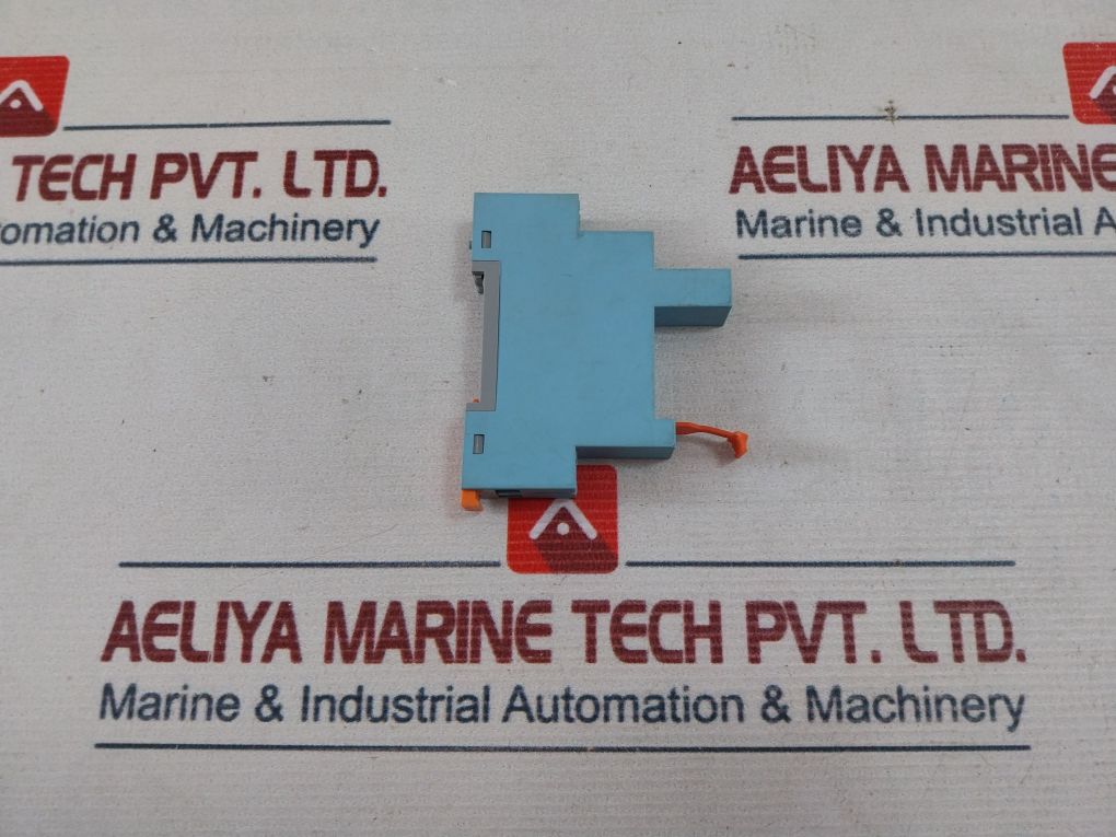 Paramount S2-d Plug In Relay Socket