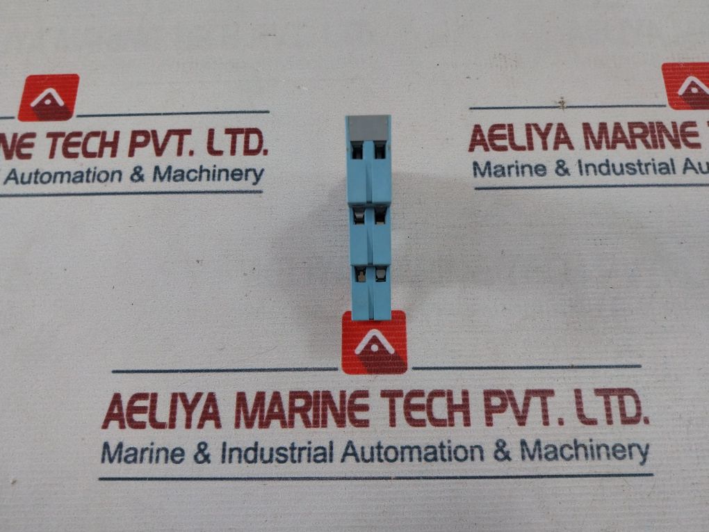 Paramount S2-d Plug In Relay Socket