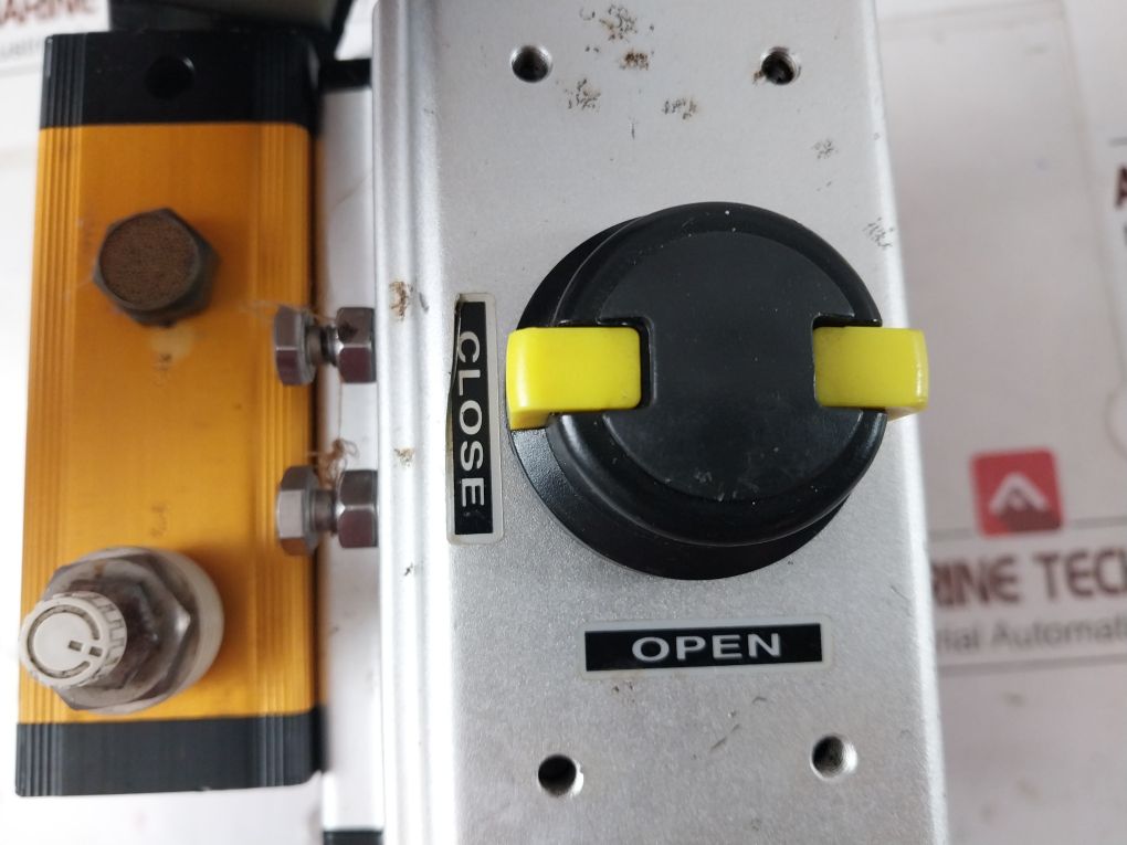 Parker 341Z322Tnml,495905C2 With Hp-63 Double Acting And 10K 40A Sus316L Yc2035