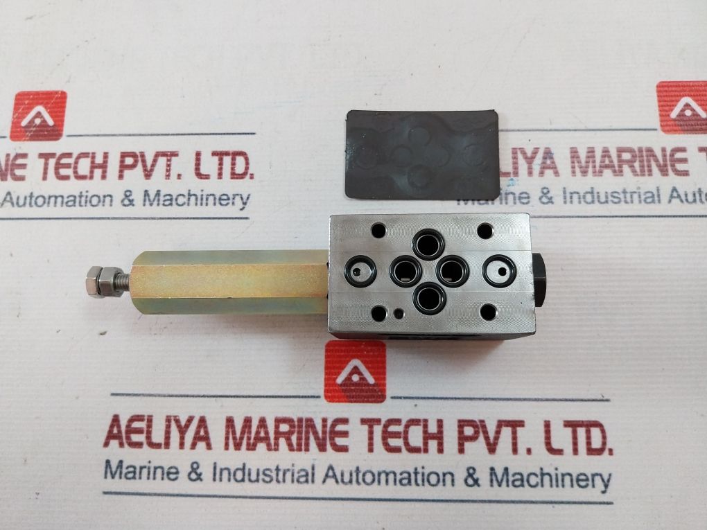 Parker 41088003 Direction Control Valve