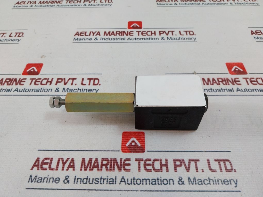 Parker 41088003 Direction Control Valve