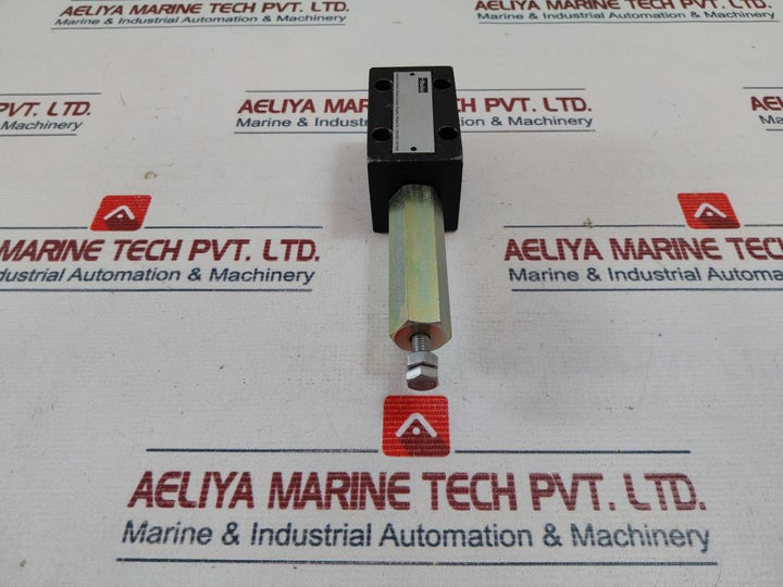 Parker 41088003 Direction Control Valve