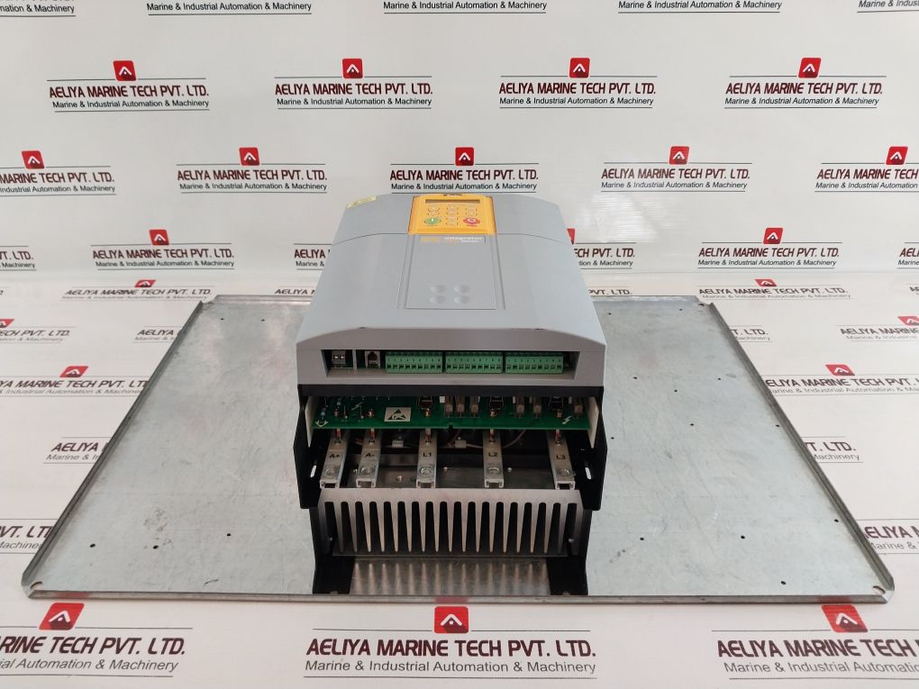 Parker 590P-53318031-p00-f4A0 Series 2 Ac To Dc Converter