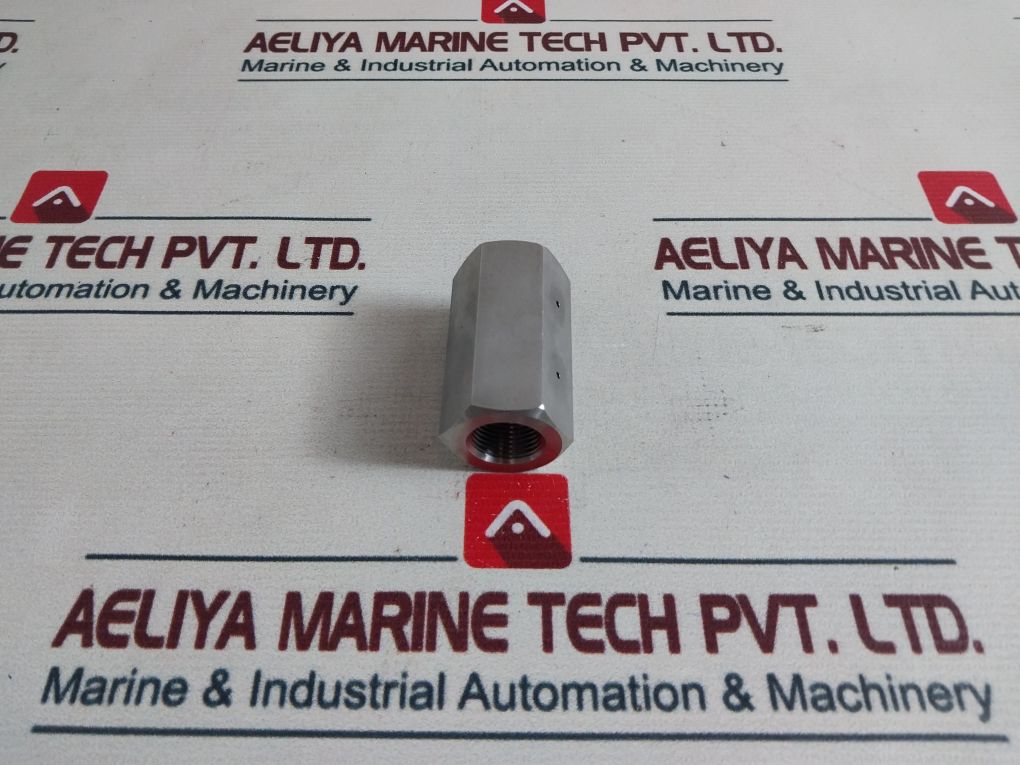 Lot Of 10X Parker 5Y5Y-9-9C Straight Medium Pressure 20K Psi