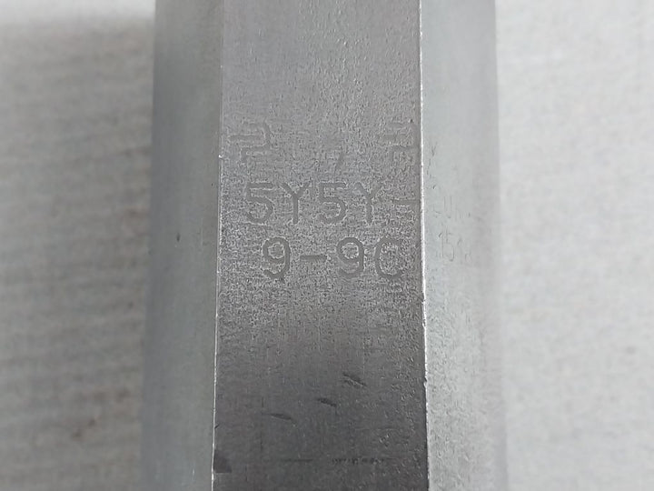 Lot Of 10X Parker 5Y5Y-9-9C Straight Medium Pressure 20K Psi