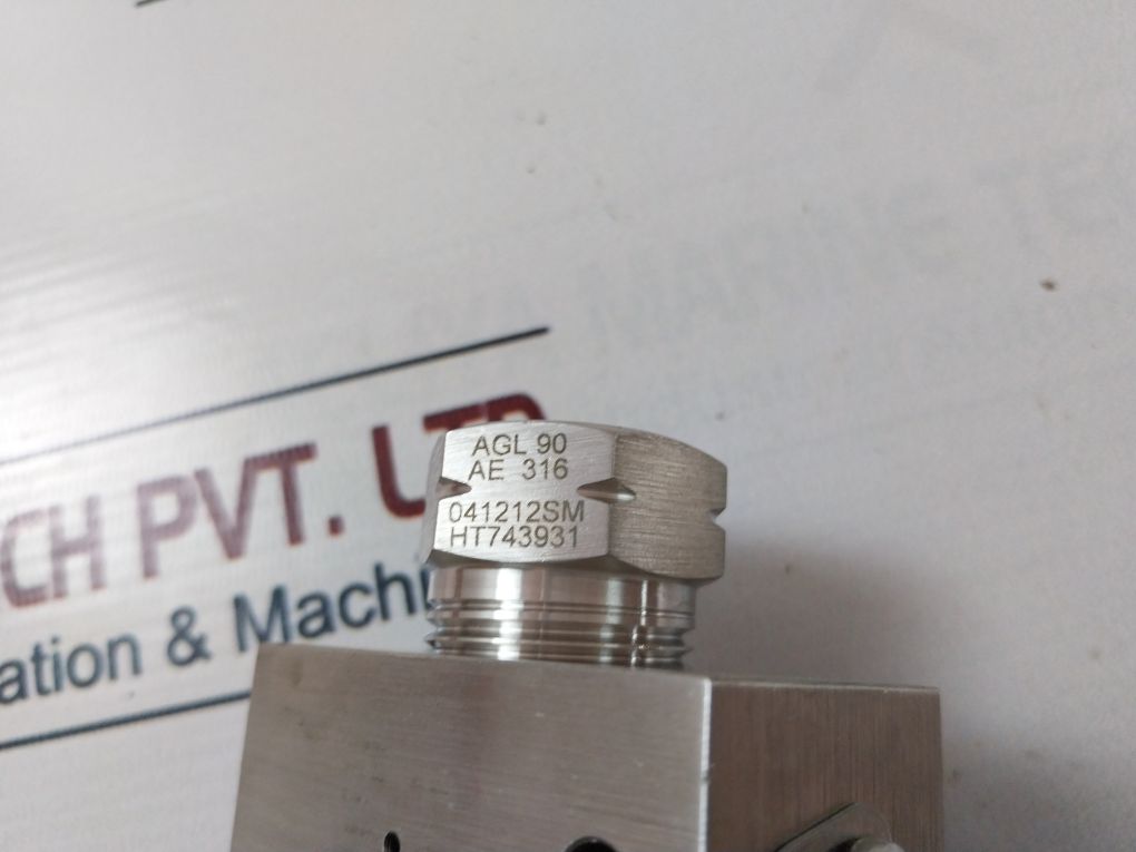 Parker 60Vm9081 2-way High Pressure Needle Valve