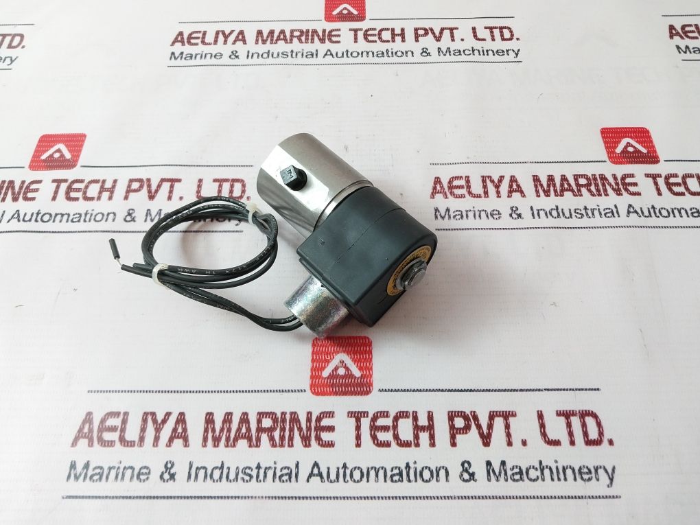 Parker 7C111B2 37 1Shf7 3-way Haydraulic Solenoid Valve