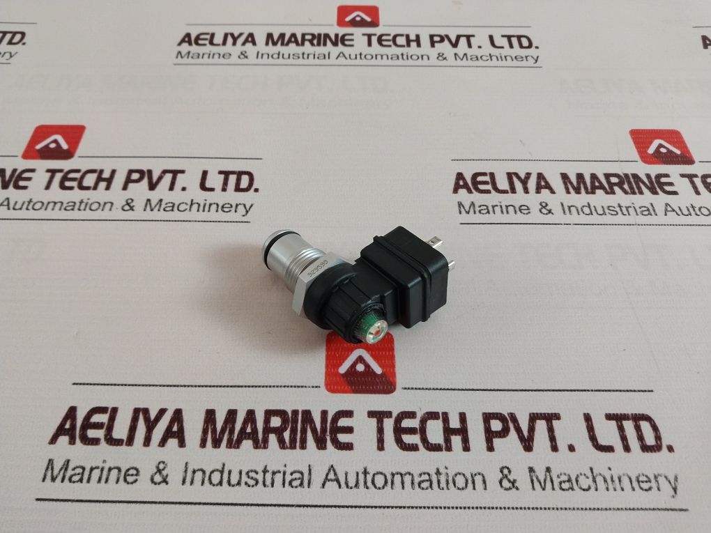 Parker 929599 Tn Hydraulic Pressure Indicator Type E Series 3000 Psi 240Vac