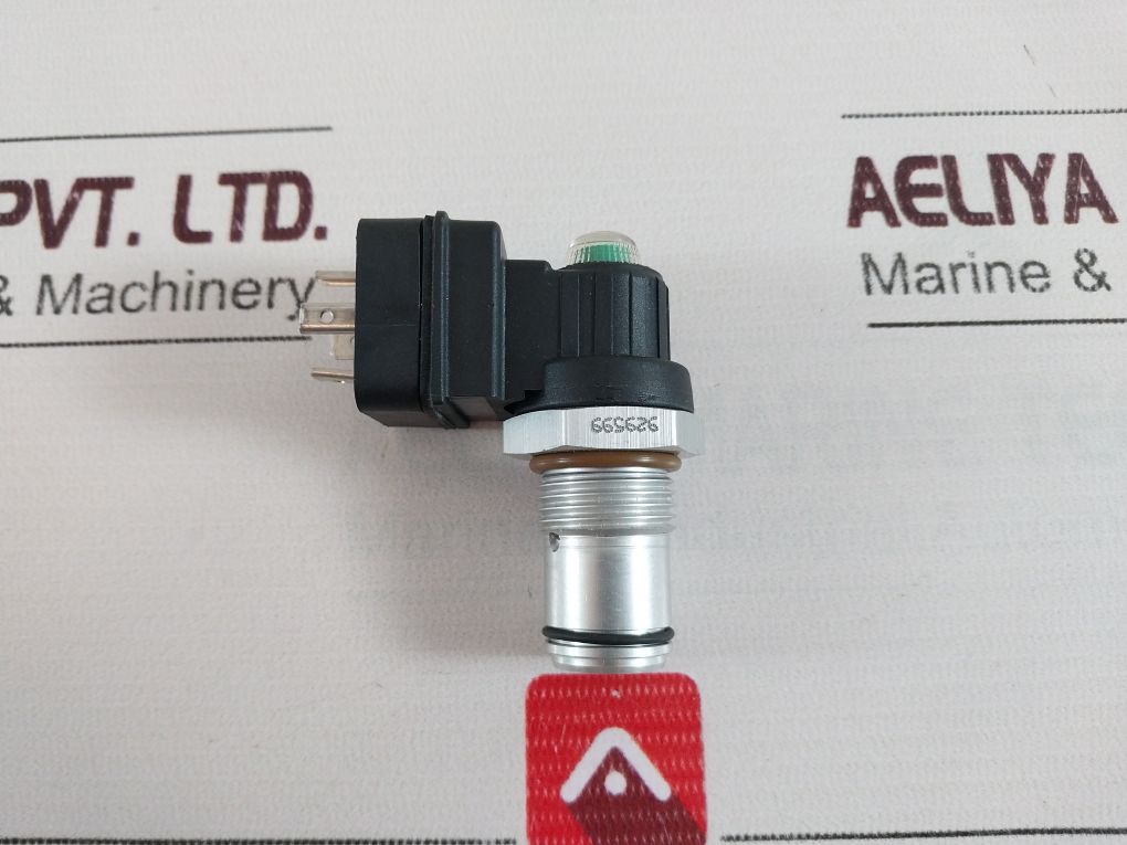 Parker 929599 Tn Hydraulic Pressure Indicator Type E Series 3000 Psi 240Vac