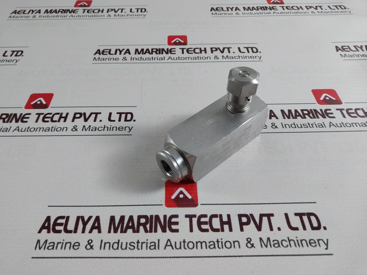 Parker 9Pc M600Ss -20Ke Flow Control Valve 3000Psi 6Gpm