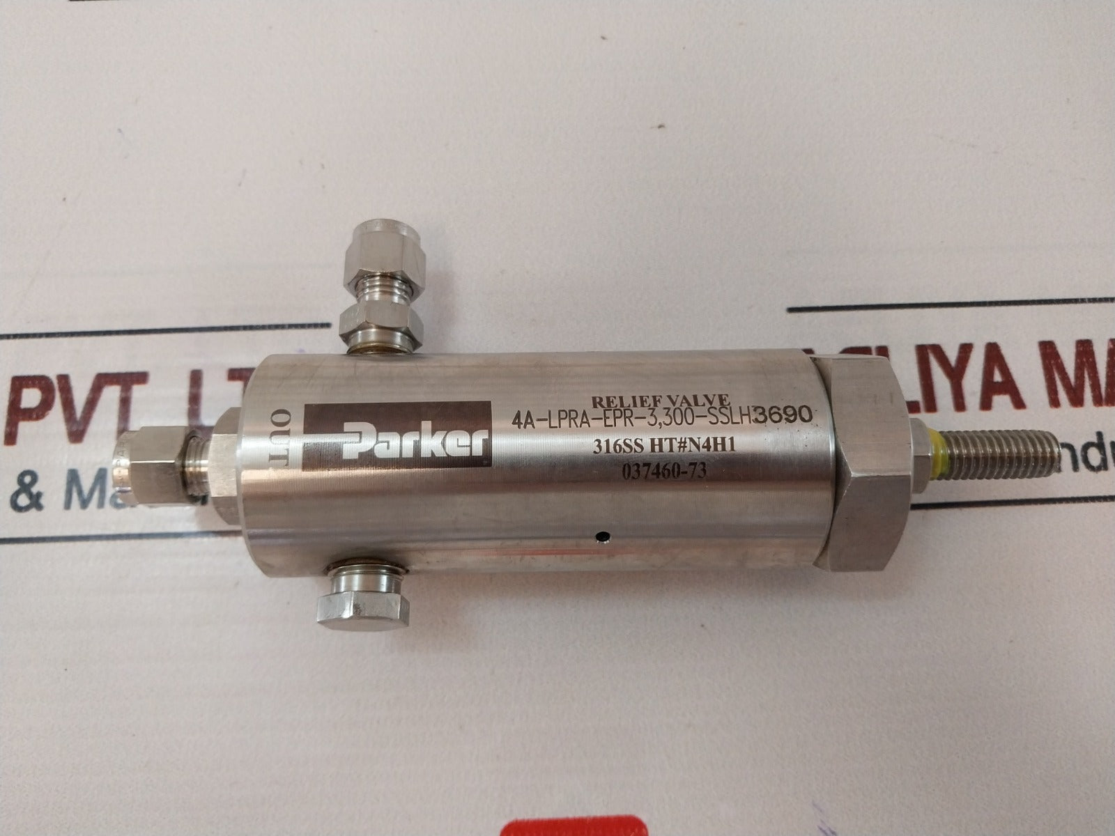 Parker 4A-lpra-epr-ss-lh-3690 Relief Valve 5500 Psi 2403700-33-00