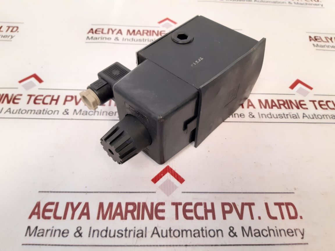 Parker D3W1Byy 14 Directional Control Valve 3633139