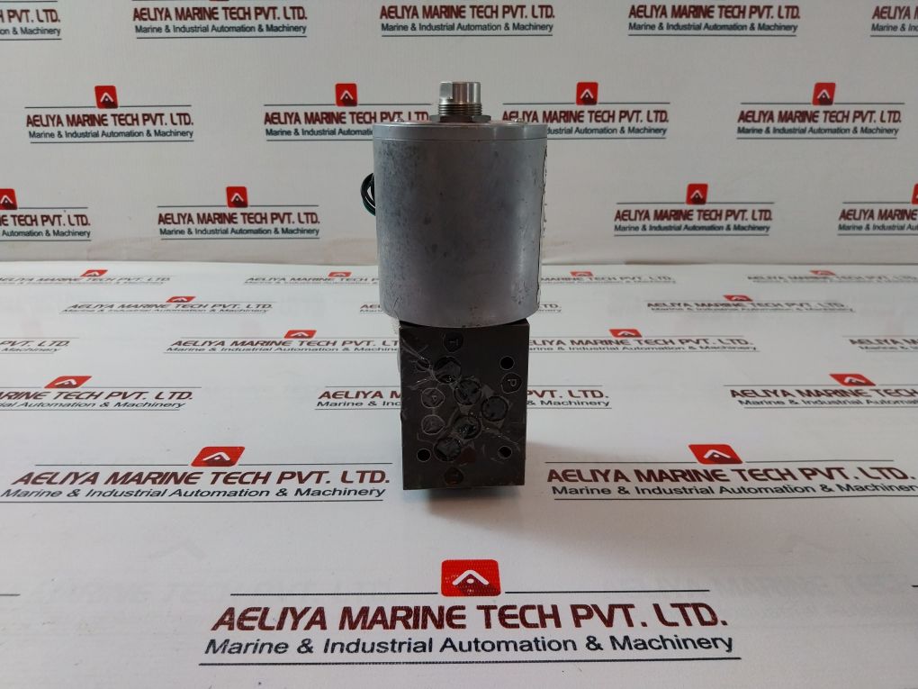 Parker D3W1Knjeu Directional Control Solenoid Valve 24 Vdc