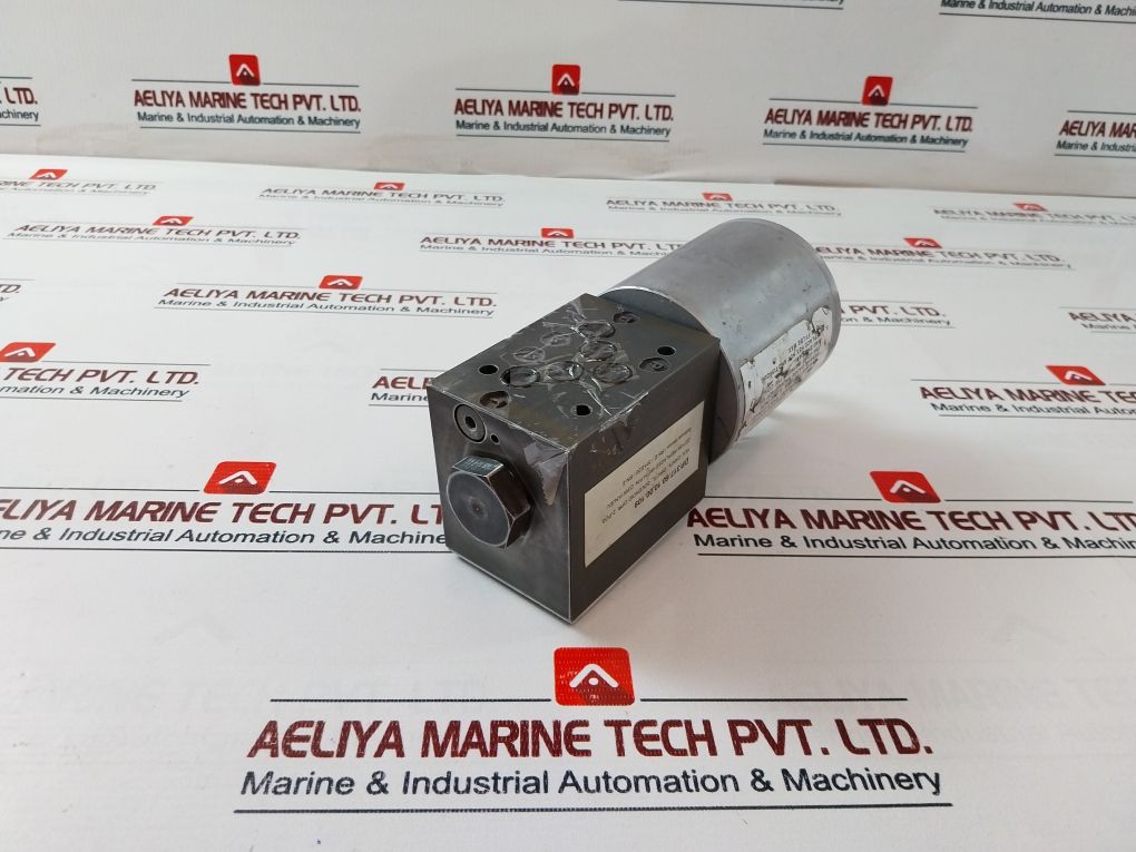 Parker D3W1Knjeu Directional Control Solenoid Valve 24 Vdc