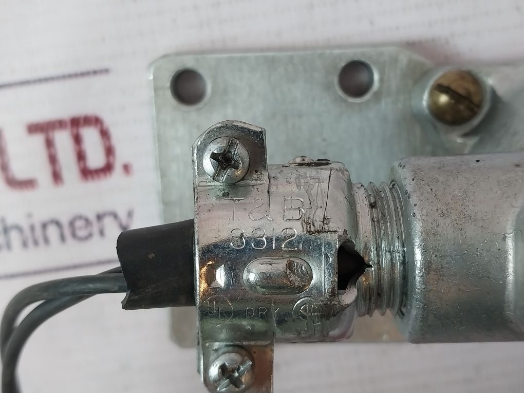 Parker K125104161 Direction Control Valve