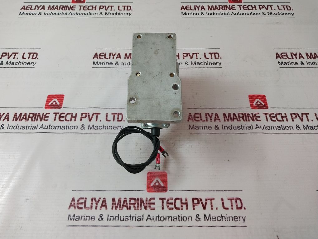 Parker K125104161 Direction Control Valve