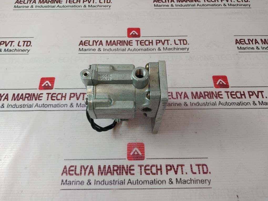 Parker K125104161 Direction Control Valve