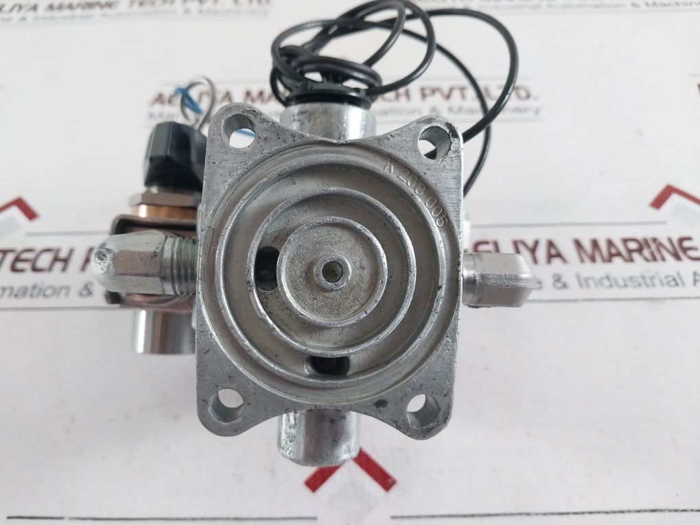 Parker K125104161 Solenoid Valve 115V Dc