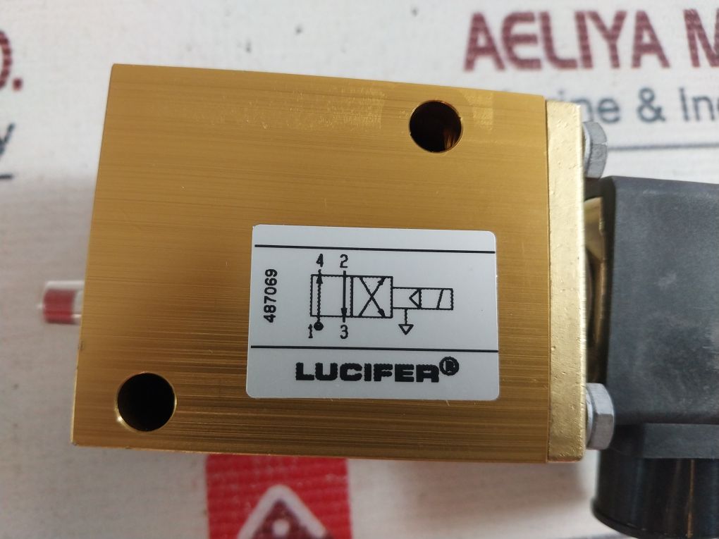Parker Lucifer 341B3403 Solenoid Valve 9W