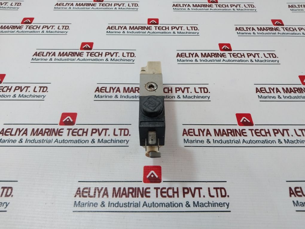 Parker Pvn3-5150-57A Pneumatic Valve 2.5W