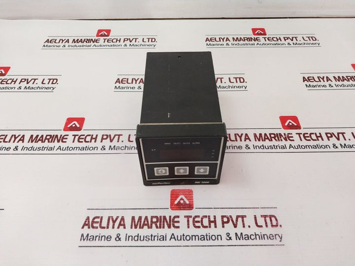 Partlow Mic 2000 Digital Process Controller Equipment 115/230Vac 50/60Hz 15Va
