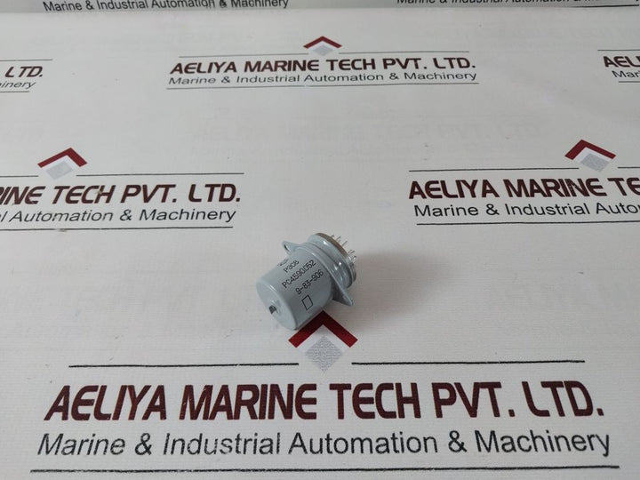 Rs4.590.051/Pc4.590.052 Relay ???8/ Res8