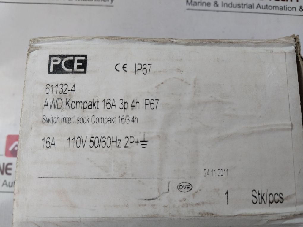 Pce 61132-4 Switch Interlocked Socket