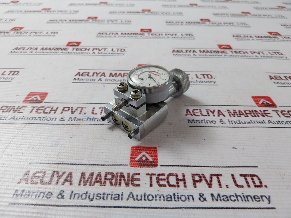 Peacock No.47 Dial Indicator Gauge 0.01 X 4 Mm