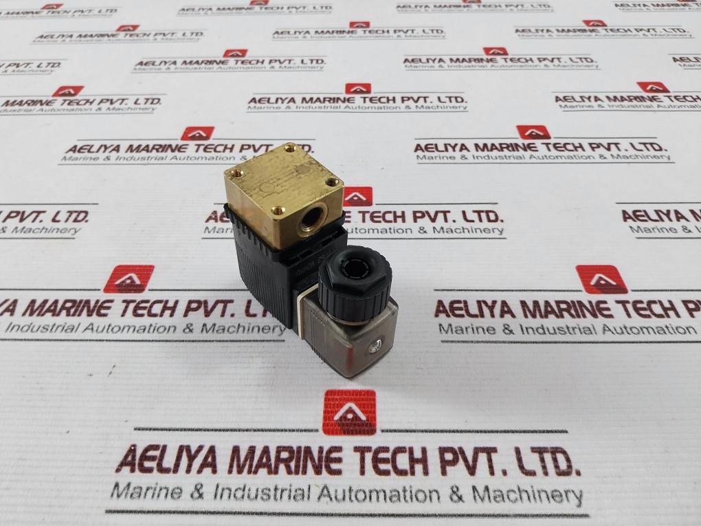 Peak Scientific 00267635 Solenoid Valve 02-5504 