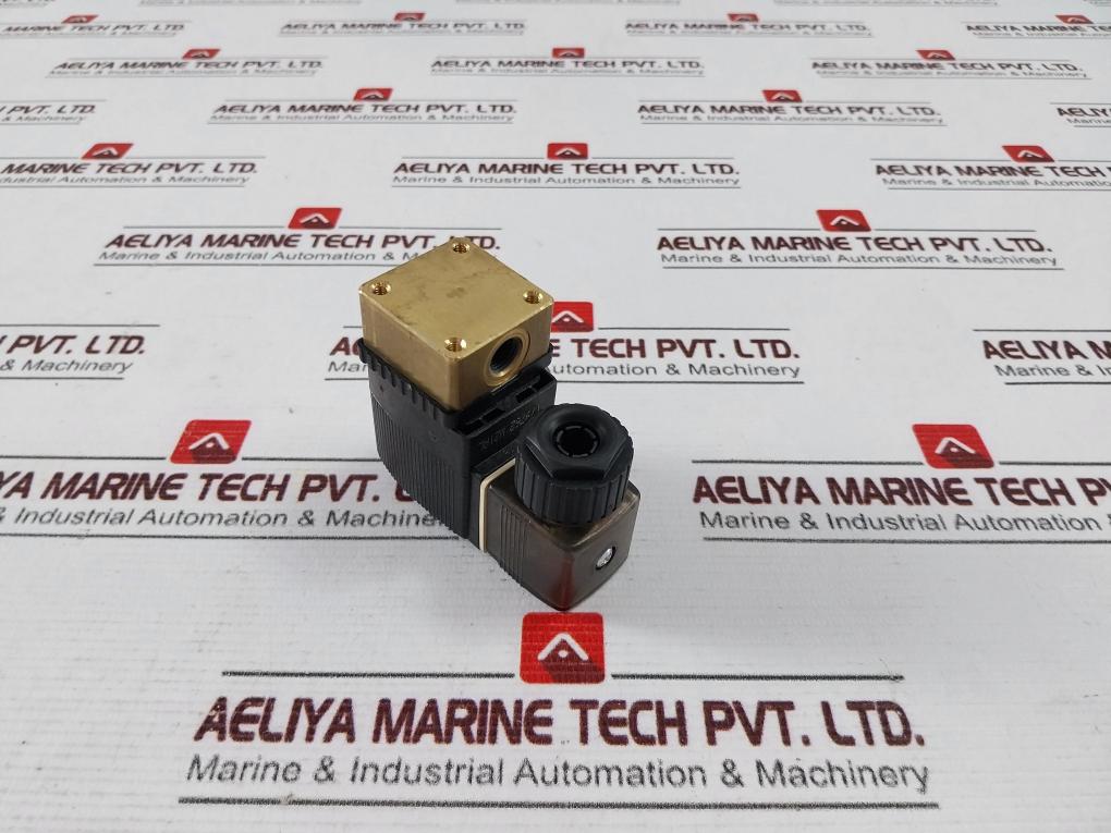 Peak Scientific 02-5504 Solenoid Valve 24Vdc