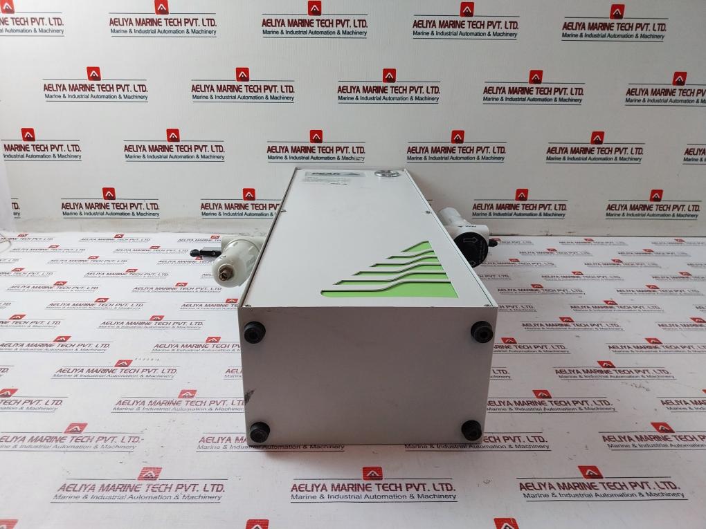 Peak Scientific Nm32L Nitrogen Gas Generator 120-145 Psi