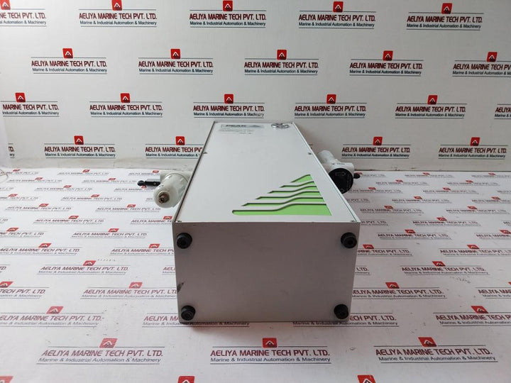 Peak Scientific Nm32L Nitrogen Gas Generator 120-145 Psi