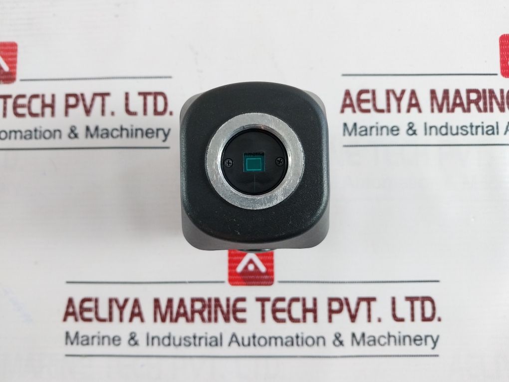 Pelco Cc3701H-2 Dsp Color Ccd Camera Rev 1.03