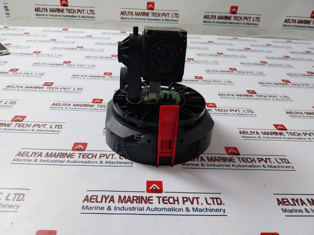 Pelco Dd4Cbw35 Dome Drive Camera 24V Dc/24V Ac