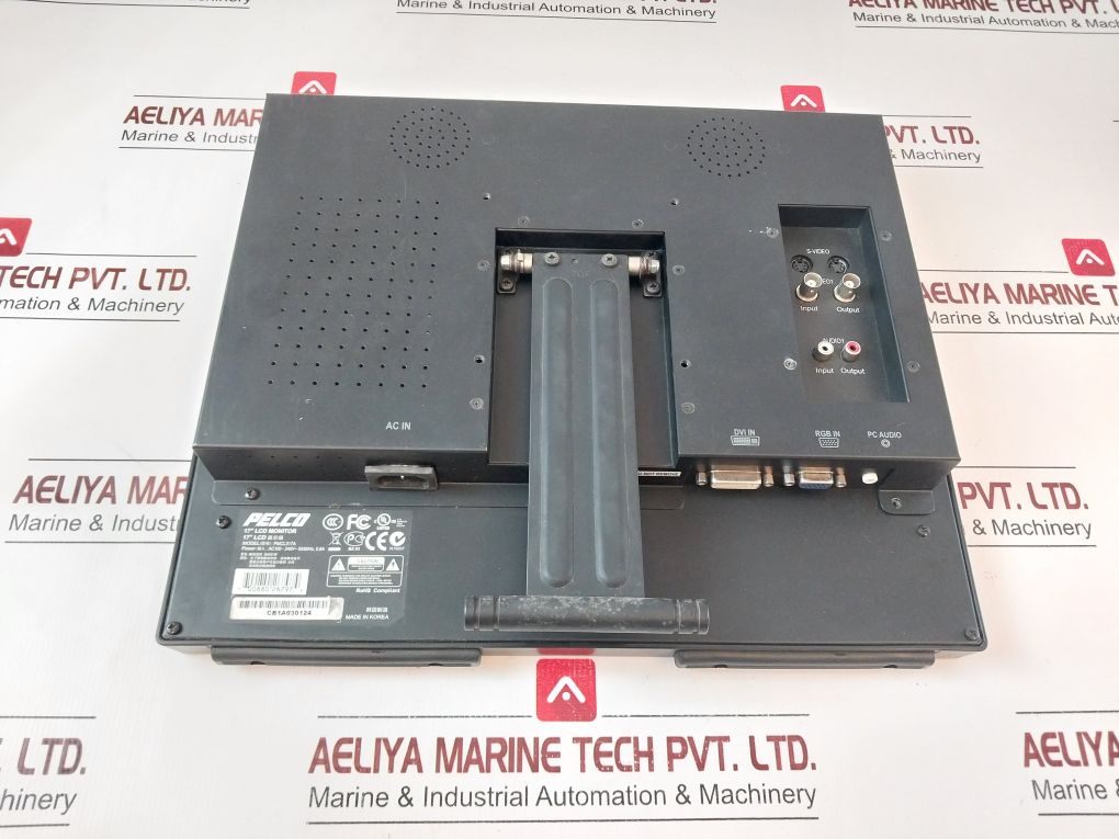 Pelco Pmcl317A 17” Lcd Monitor