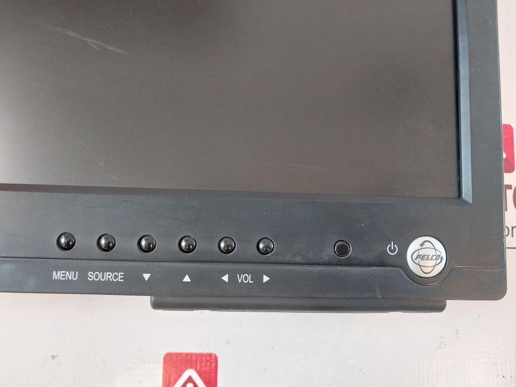 Pelco Pmcl317A 17” Lcd Monitor