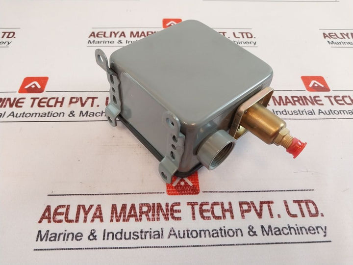 Penn P70Ee Automatic Controller Model 1