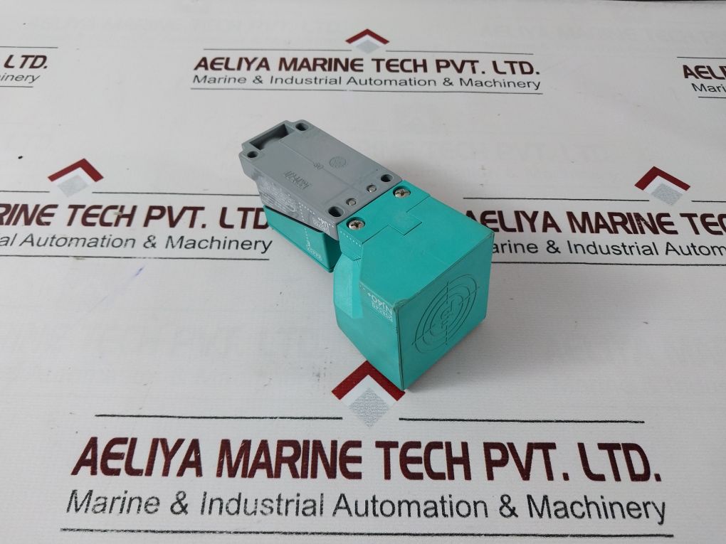 Pepperl+Fuchs 29854S Nj40+,08275S U4+ 84457 E Inductive Sensor 60Vdc