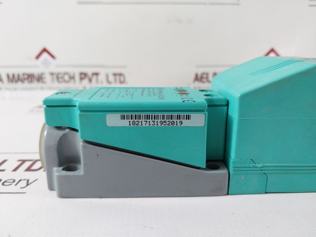 Pepperl+Fuchs 29854S Nj40+,08275S U4+ 84457 E Inductive Sensor 60Vdc