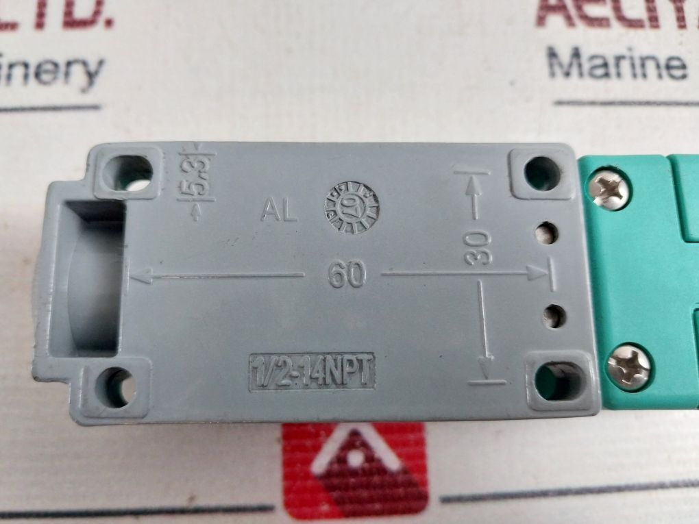 Pepperl+Fuchs Nj20-u1-w Proximity Switch Sensor 45-65Hz